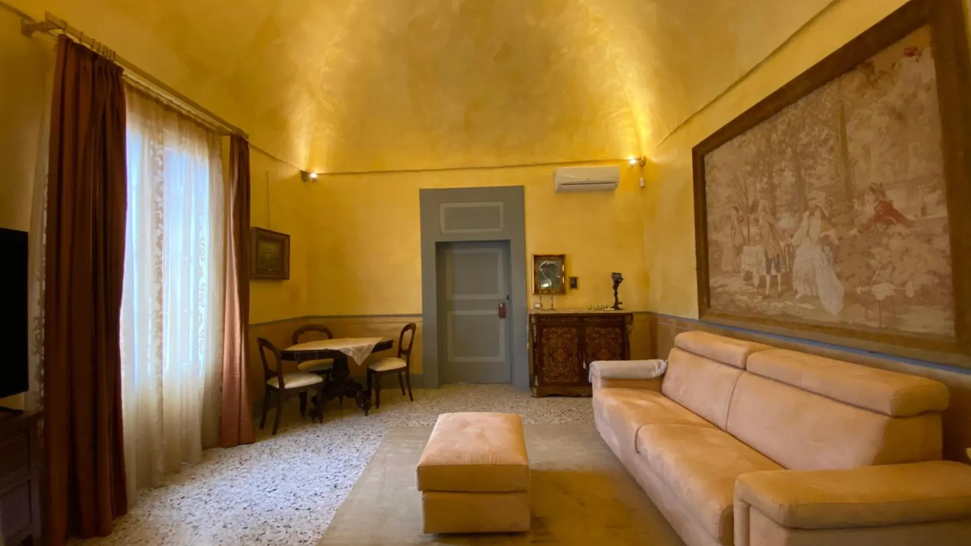 Bed and Breakfast Palazzo de Carlo e il parco dei 7 pozzi Lecce